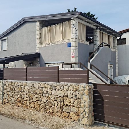 Apartment VI & La Electric Scooters Included فير المظهر الخارجي الصورة