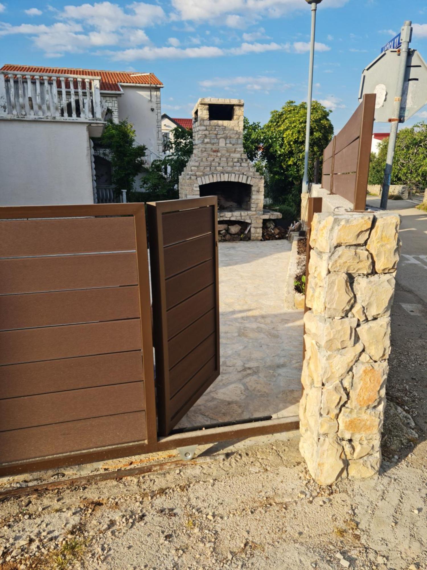 Apartment VI & La Electric Scooters Included فير المظهر الخارجي الصورة