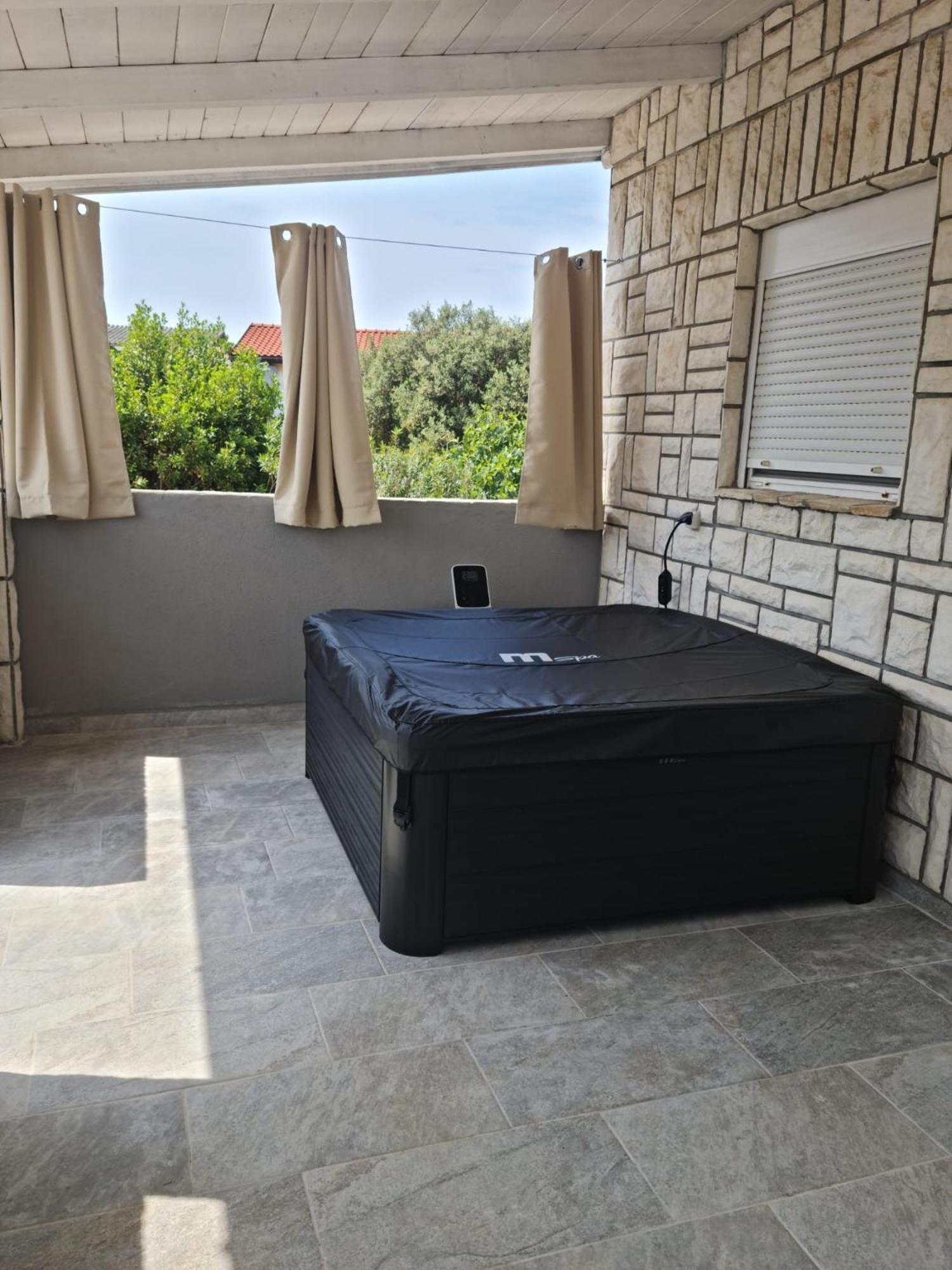 Apartment VI & La Electric Scooters Included فير المظهر الخارجي الصورة